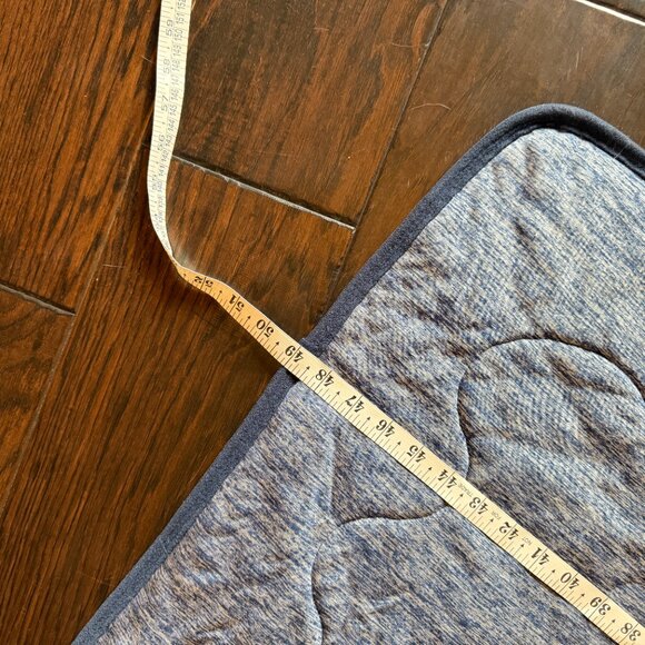 Set of 2 SHARPER IMAGE Cooling Touch Throw Blanket Grey & Blue - Picture 6 of 16